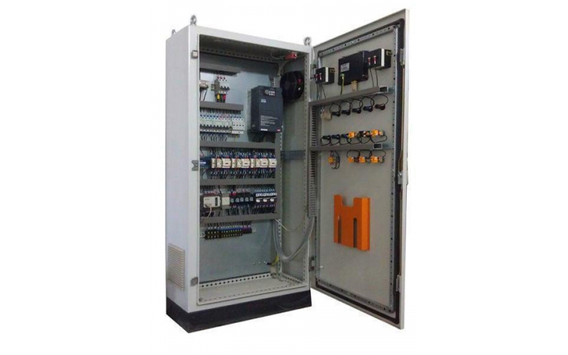 風(fēng)機(jī)/水泵變頻柜